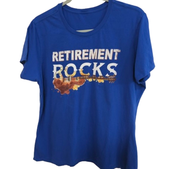 Retirement Rocks T-Shirt - Picture 1 of 3